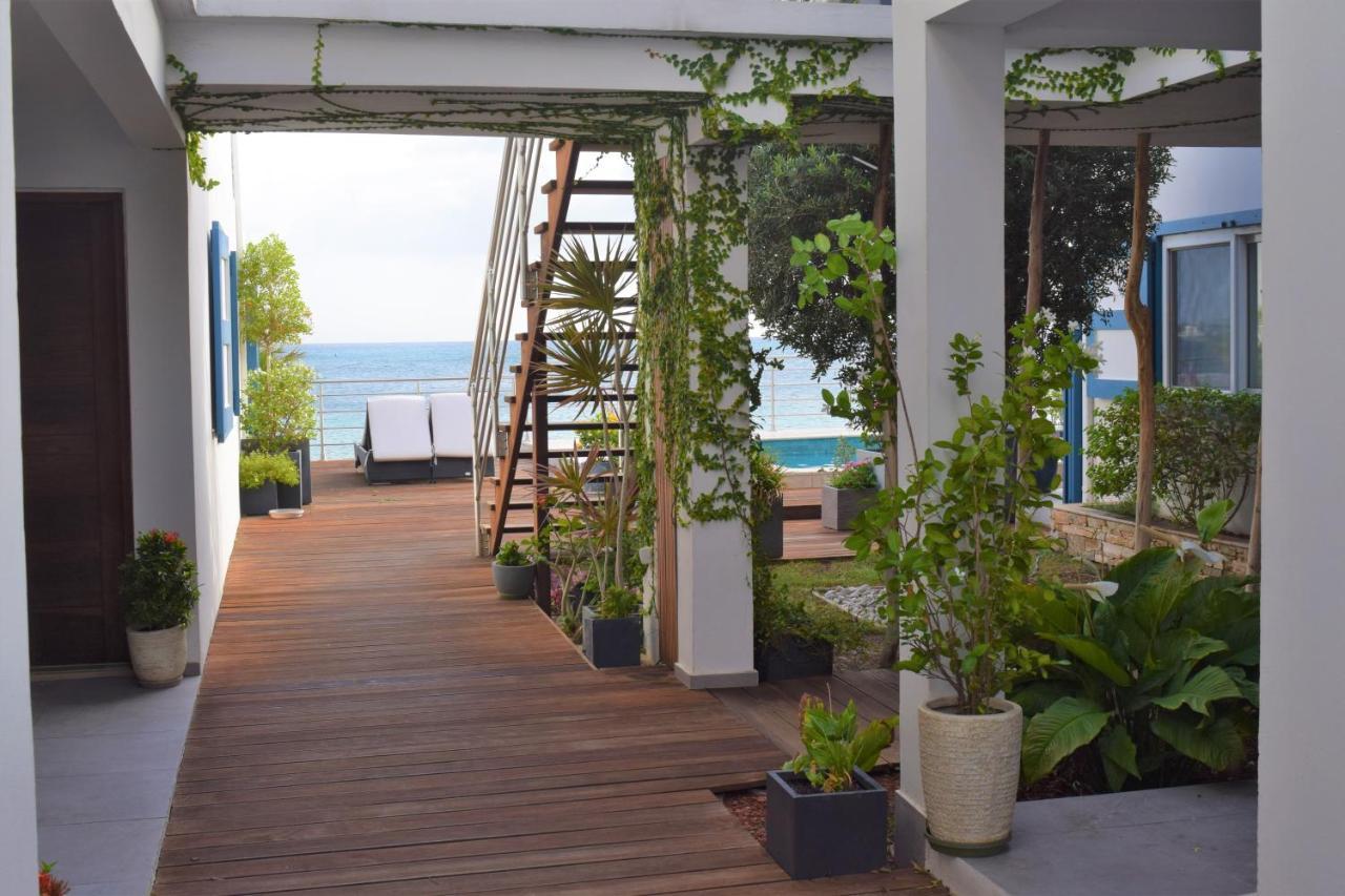 Tradewinds Apartments Simpson Bay Exterior foto